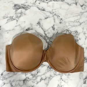 Victoria's Secret lined strapless bra in natural tan nude size 38DD